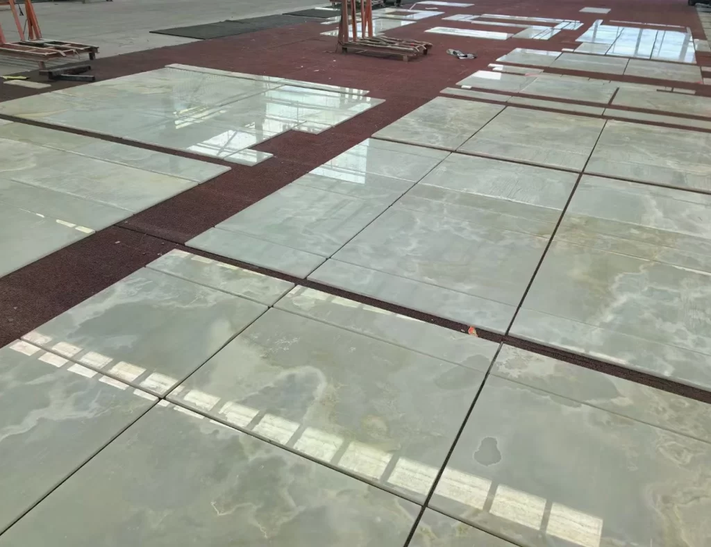 светлозелен оникс 